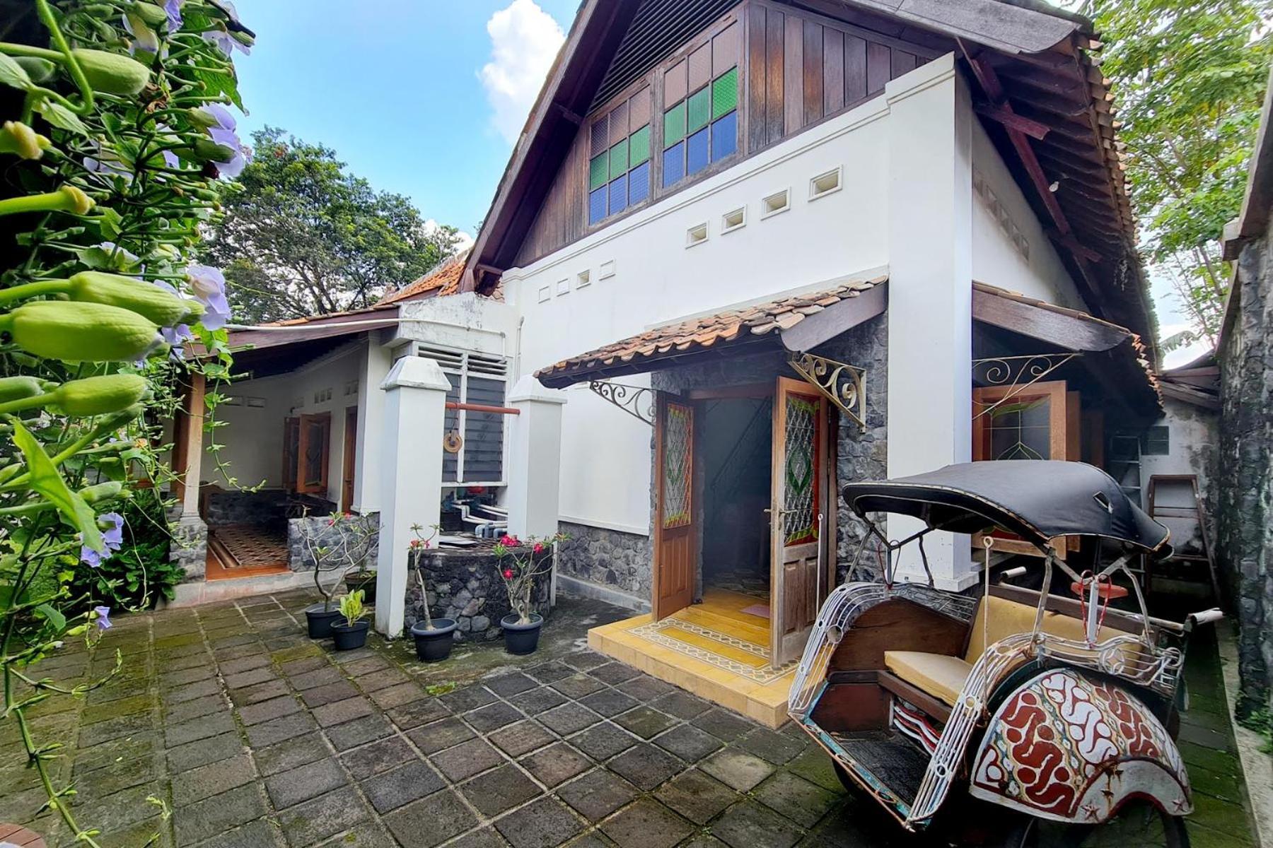 Omah Pitoe Yogya Homestay Jogjacarta Exterior foto
