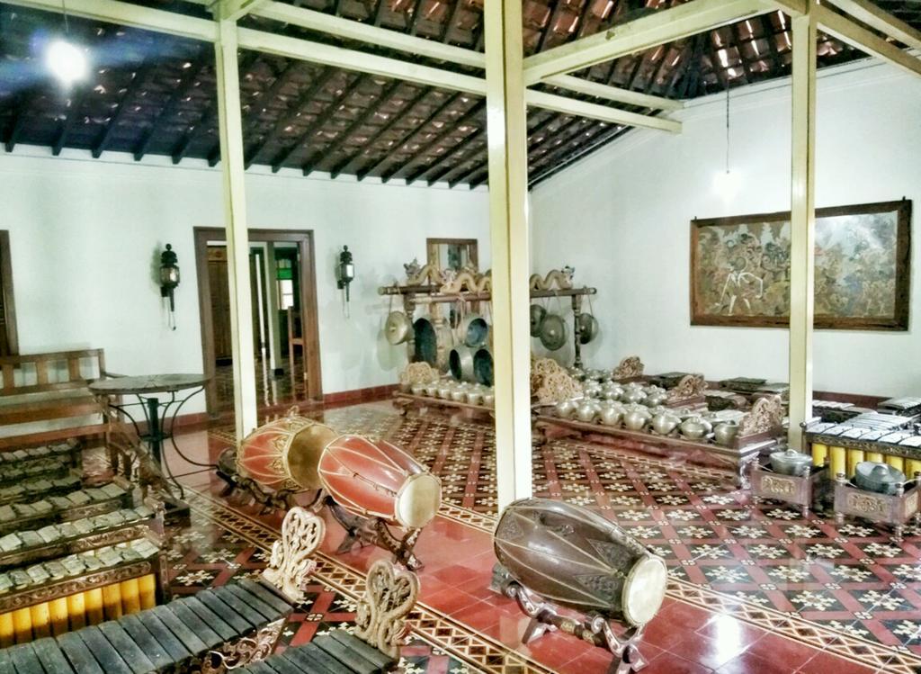 Omah Pitoe Yogya Homestay Jogjacarta Exterior foto